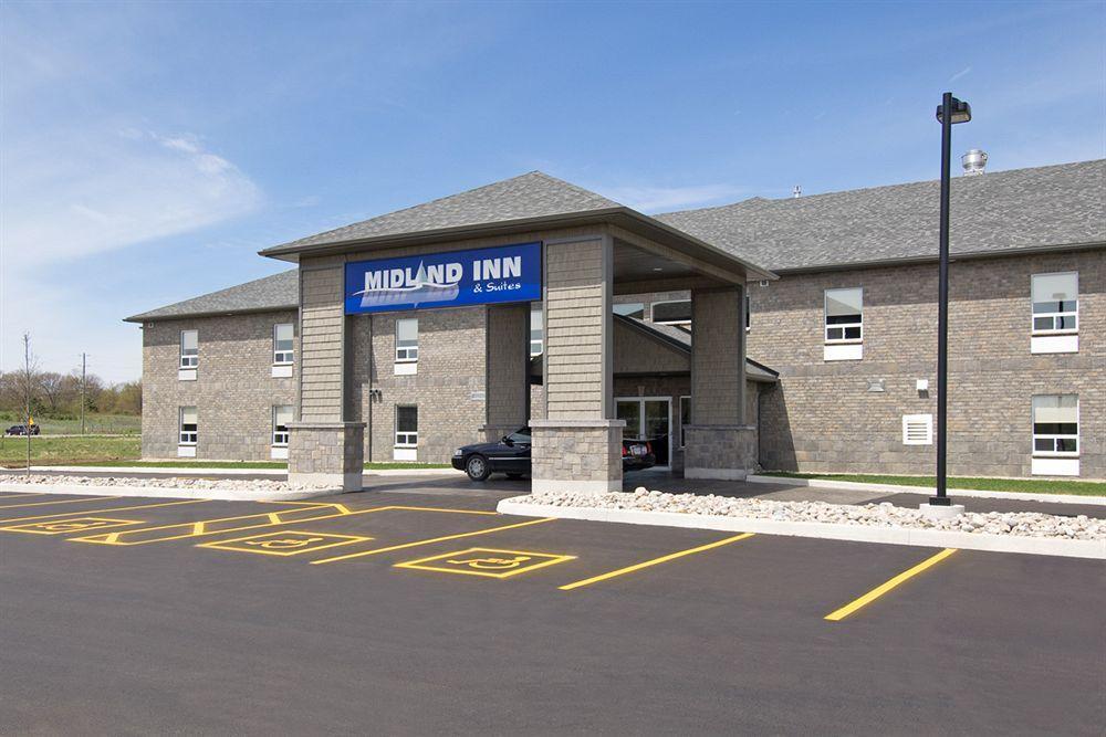 Midland Inn & Suites Buitenkant foto